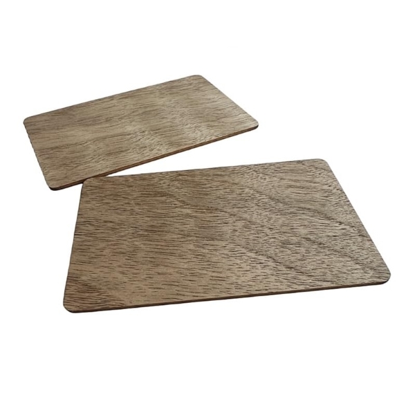 Obrazek NTAG 215 "Plastic card" in wood material with RFID 13.56 MHz chip. 70102152 (DE,SE,NO,FI,RO,PL)